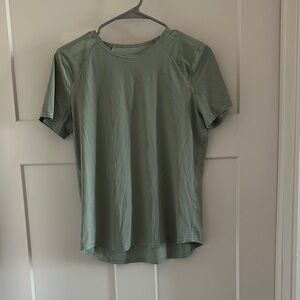 Lululemon sculpt athletic Size 8 Palm court Vented back & shoulders, hip length